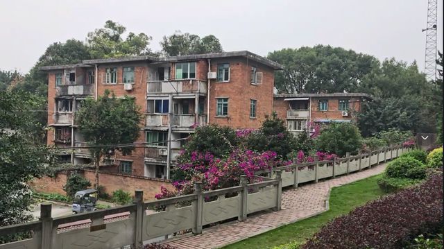 旧址昔日绝密严防死守如今旅游开发让人担忧AG真人百家家乐app乐山神秘的三线厂(图3)